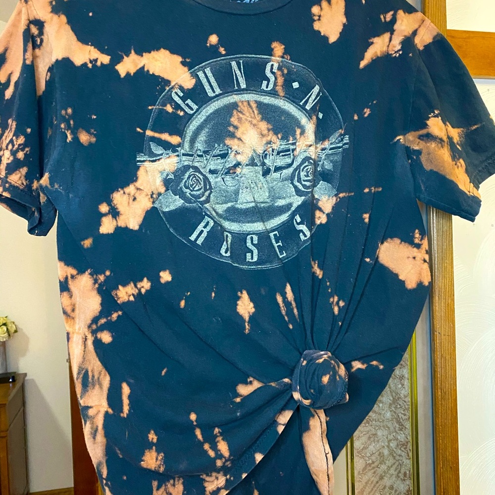 Guns N’ Roses Reverse Tie Dye Band Tee